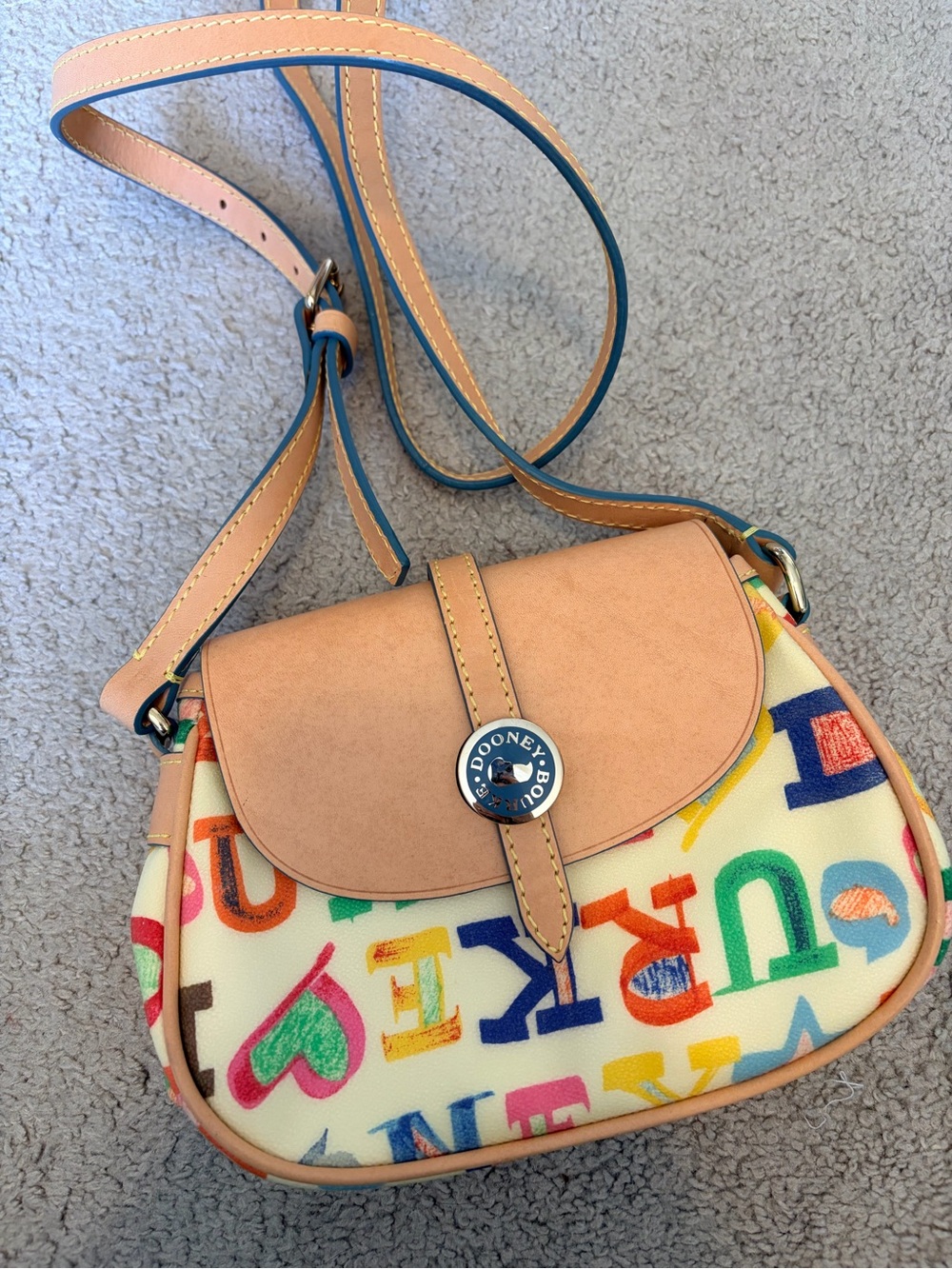 Dooney & Bourke Cream Crossbody with Multicolor Logo Print & Tan Trim - Picture 2 of 6